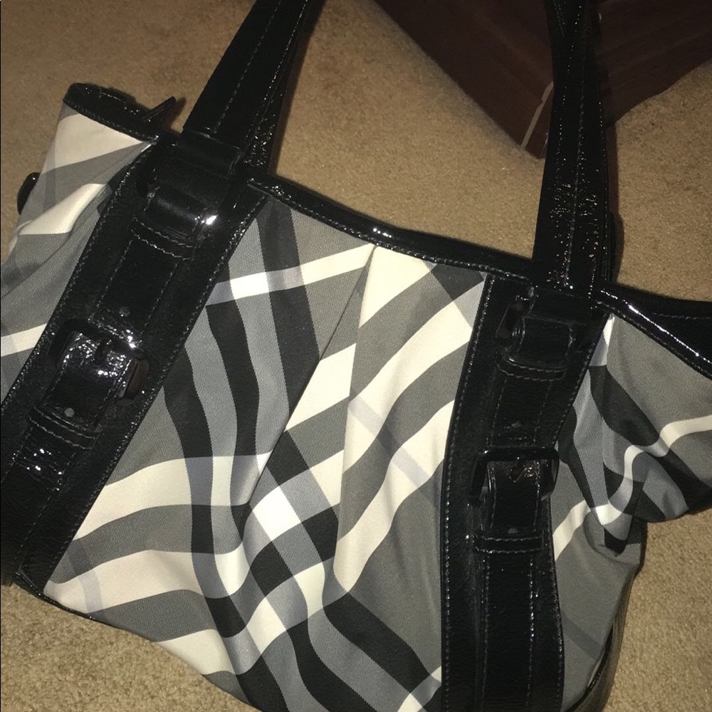 Authentic Burberry Lowry beat nylon tote